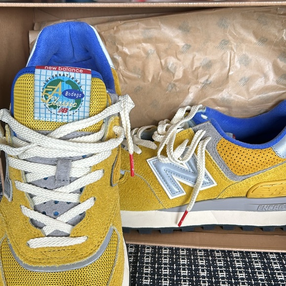 New Balance 574 x Bodega. Sz. 10.5 - Picture 3 of 3
